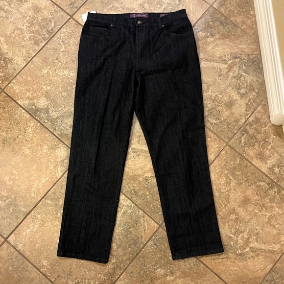 Gloria Vanderbilt Amanda High Rise Straight Leg Jeans - Picture 11 of 14